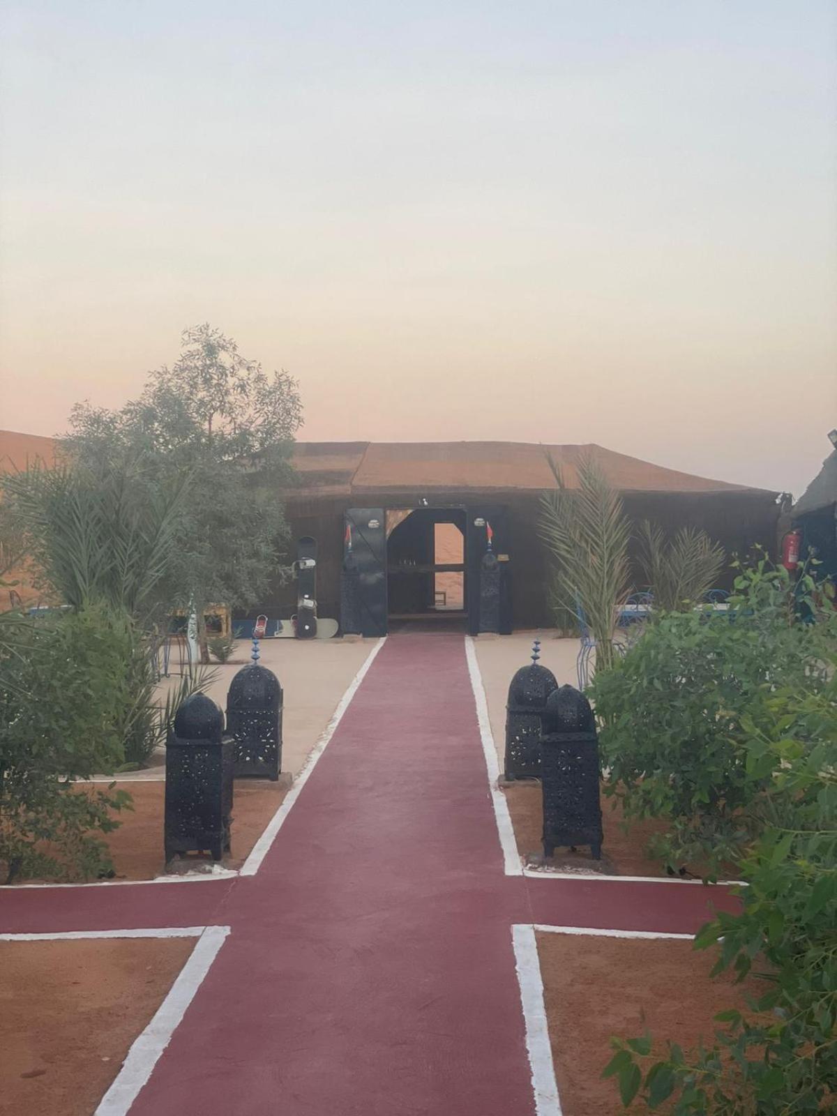 Mustapha Camp Merzouga Hotel ภายนอก รูปภาพ